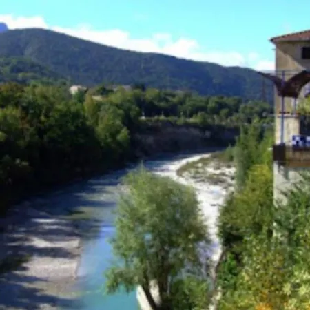 1 Aouste-sur-Sye